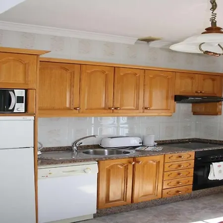 Puerto Del Carmen Sleeps 4 Pool Wifi Villa Puerto del Carmen (Lanzarote)