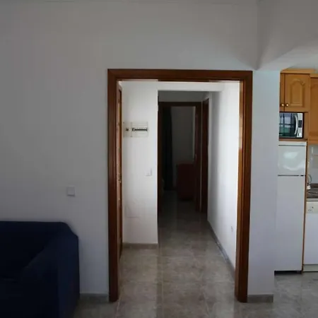 Villa Puerto Del Carmen Sleeps 4 Pool Wifi
