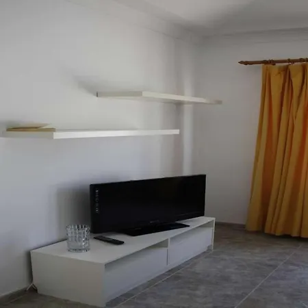 Puerto Del Carmen Sleeps 4 Pool Wifi Villa